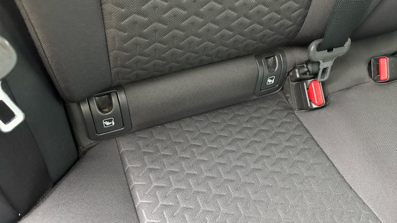 Toyota Yaris Cross 1.5 Hybrid Design 5dr CVT Hybrid Estate
